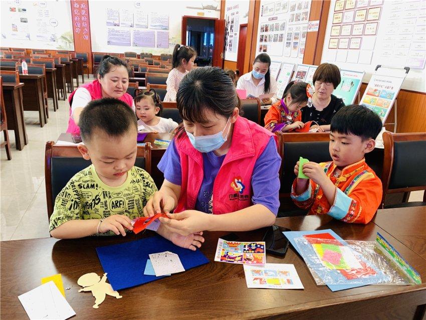 谁能告诉我如何选择婴儿床？游戏画面